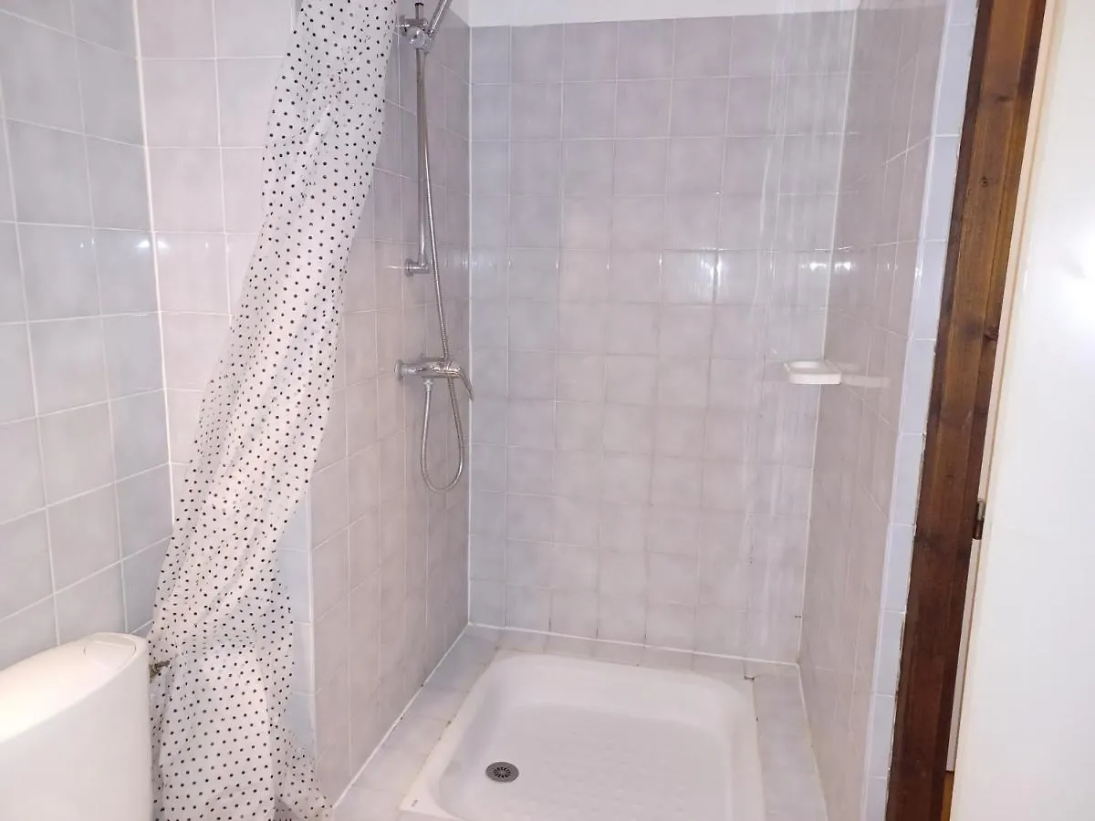 Confortable Studio 2* Avec Balcon, Double Exposition Et Parking, Proche Du Centre De Brides-Les-Bains - Fr-1-512-108 0*,